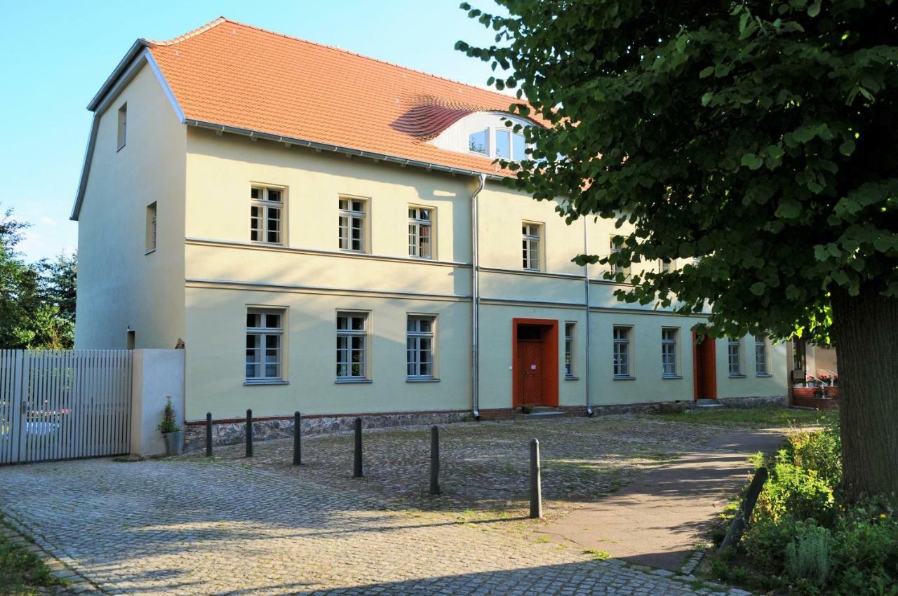 Mirabellenhof-Fewo Mit Terrasse Biesenthal 外观 照片
